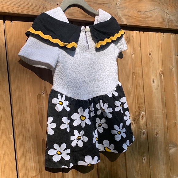 Floral Sun Dress - Picture 8 of 9